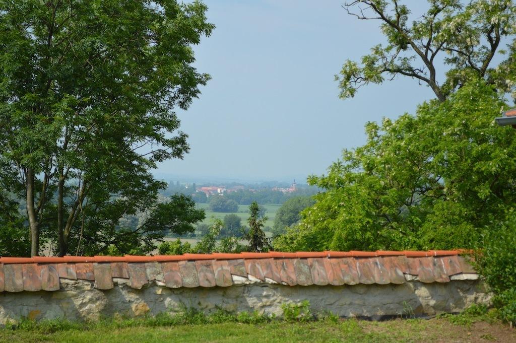 Stara Fara Hotel Chržín Buitenkant foto